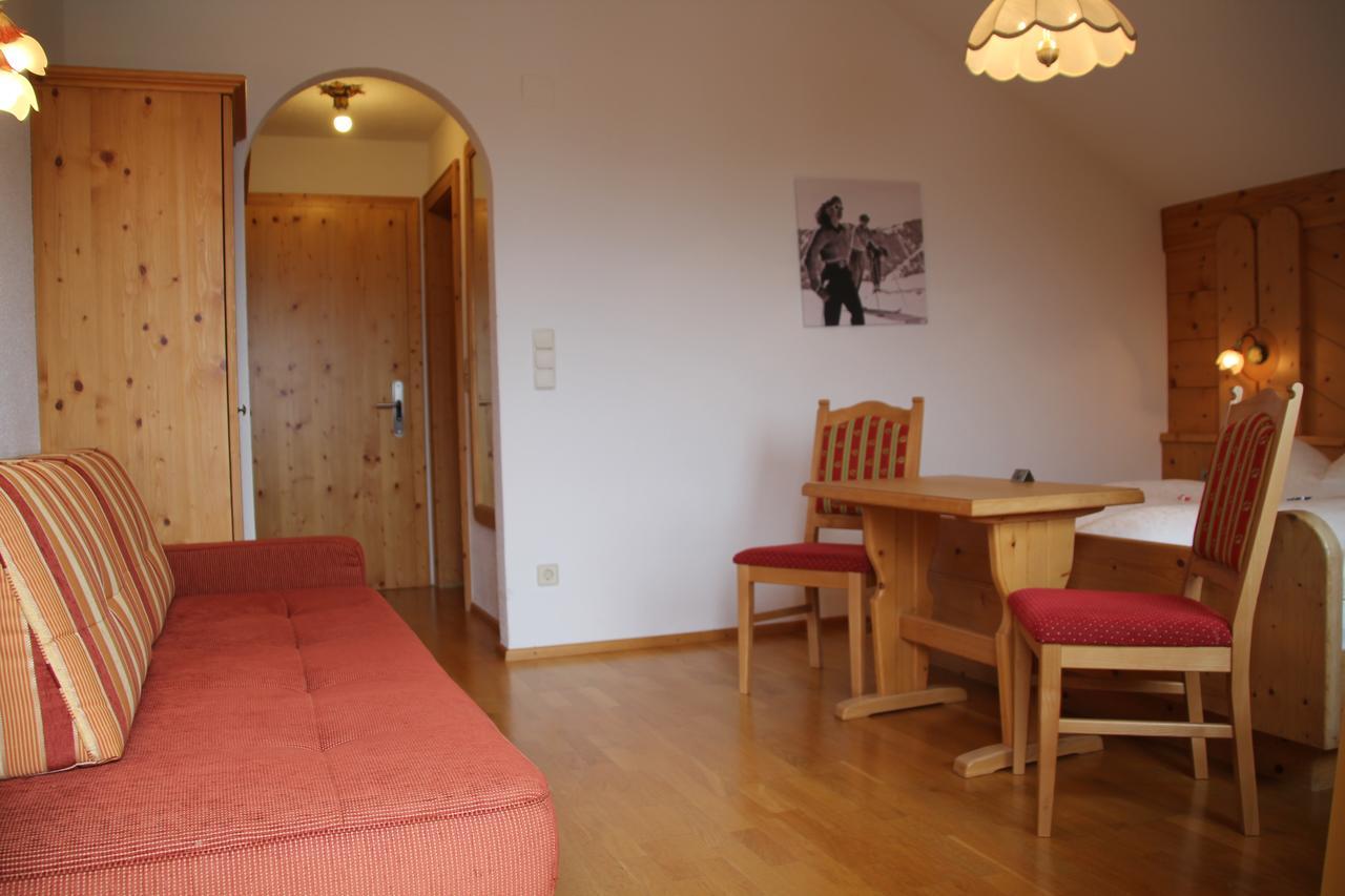 Hotel Garni Apart Elfriede Fiss Dış mekan fotoğraf